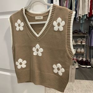 Lizard Thicket sweater vest